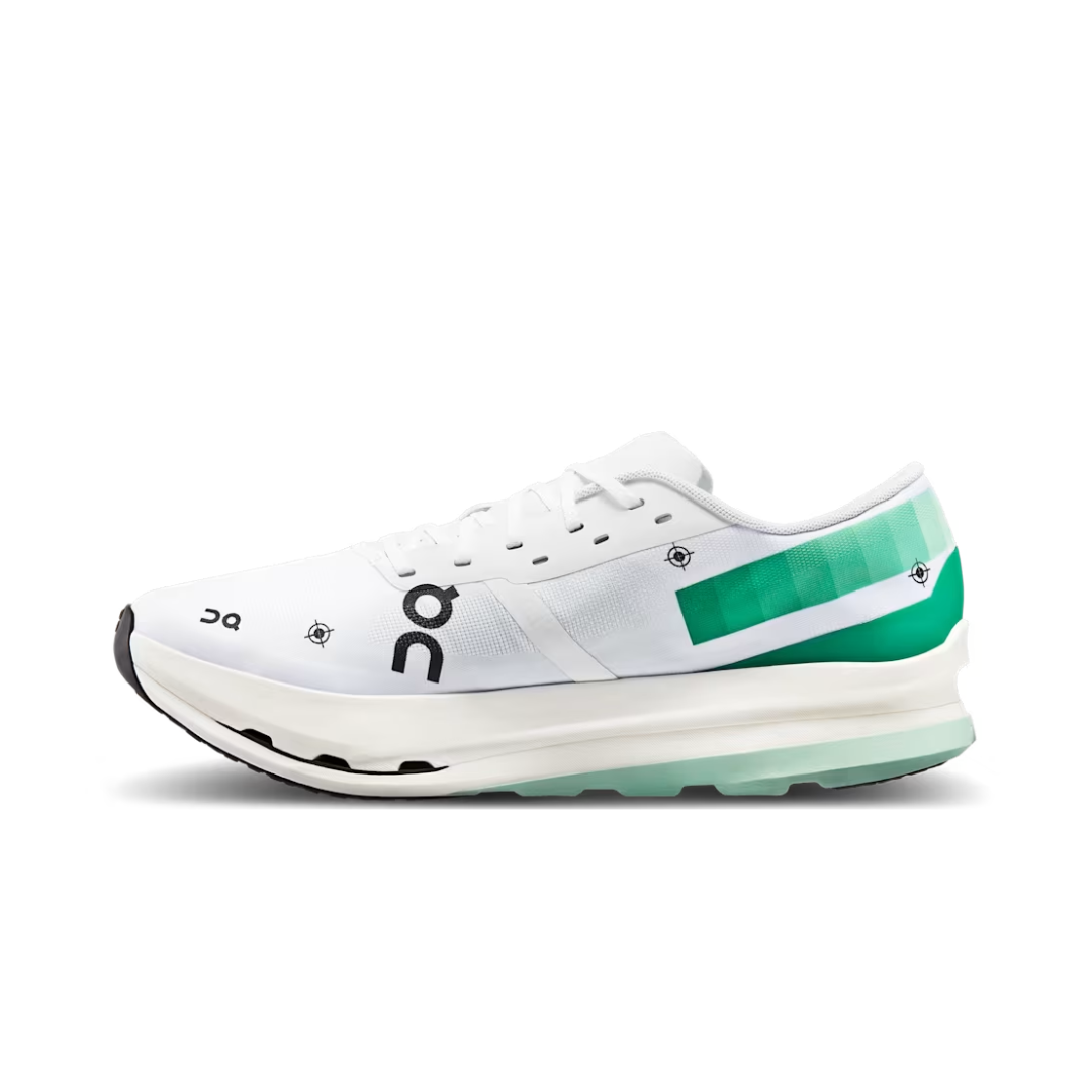 On CloudBoom Echo 3 Undyed White Mint