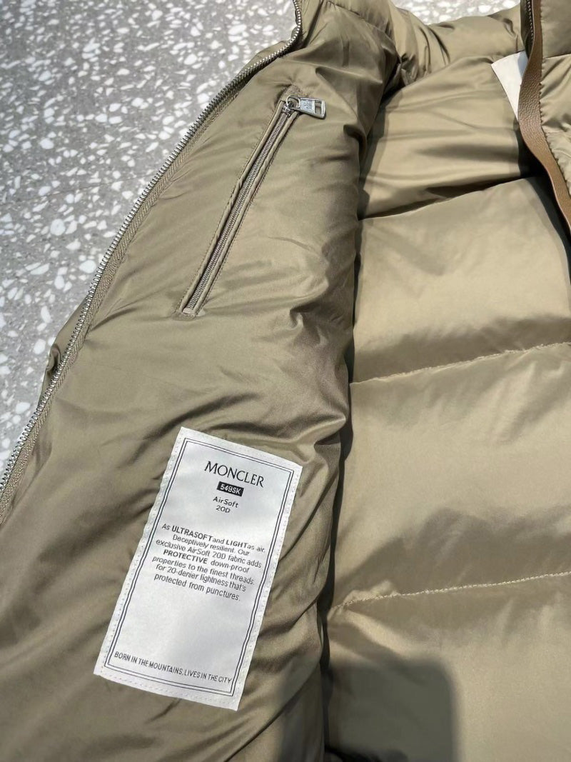 Moncler Besber Short Down Jacket