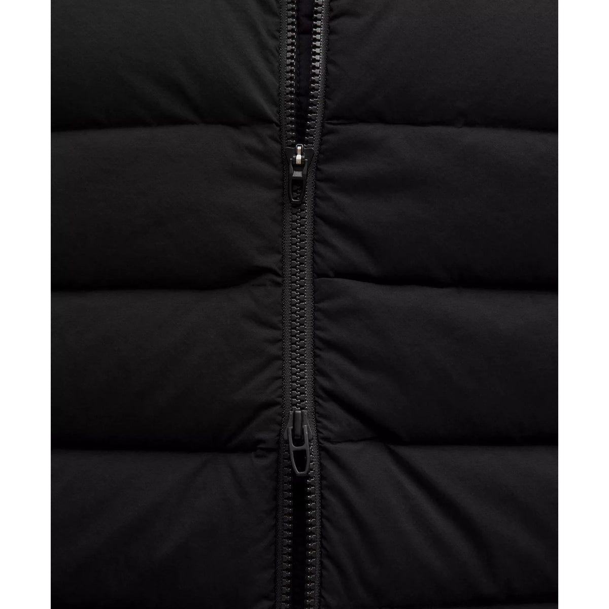 Lululemon Men's Navigation Down Vest