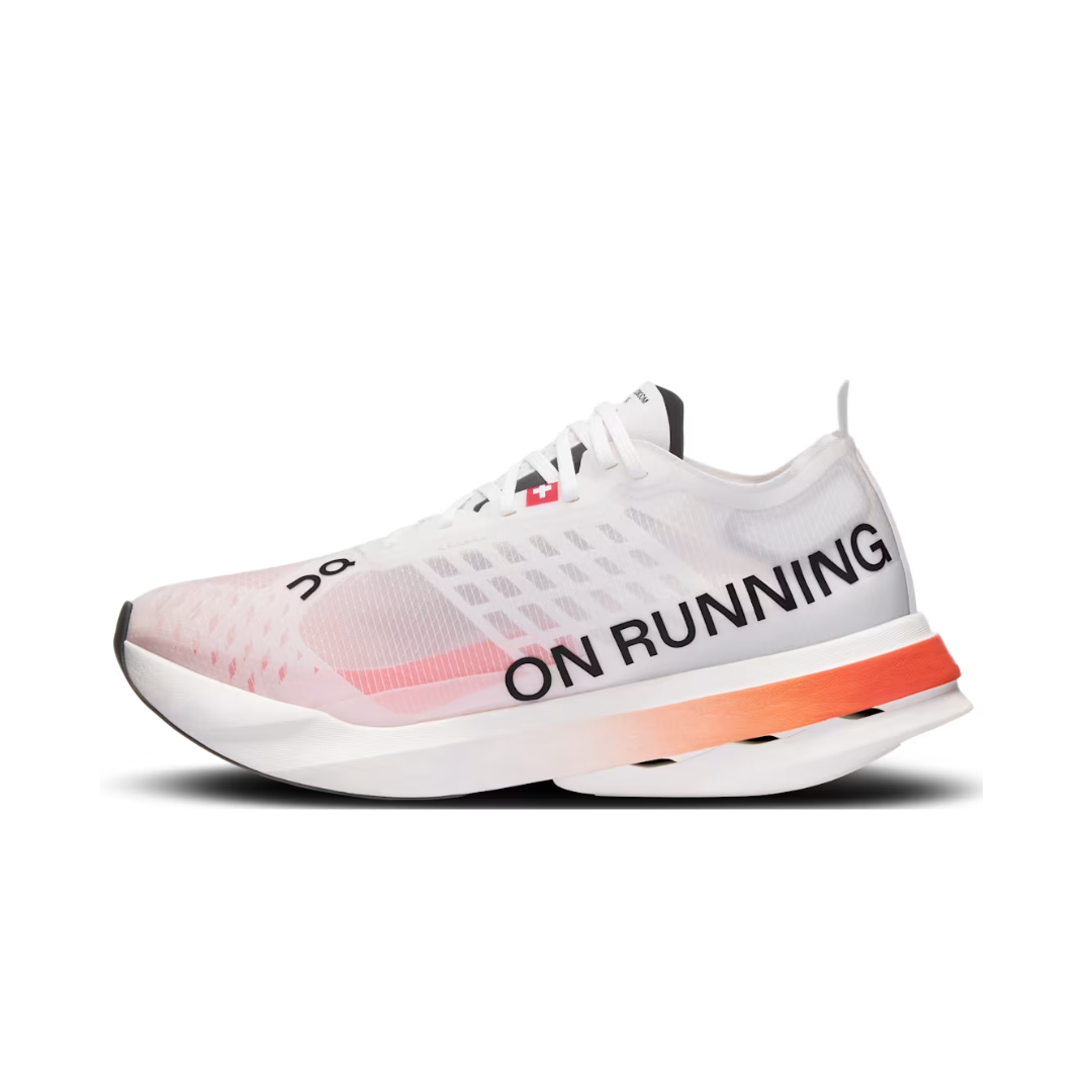 On Running Cloudboom Strike White Black (W)