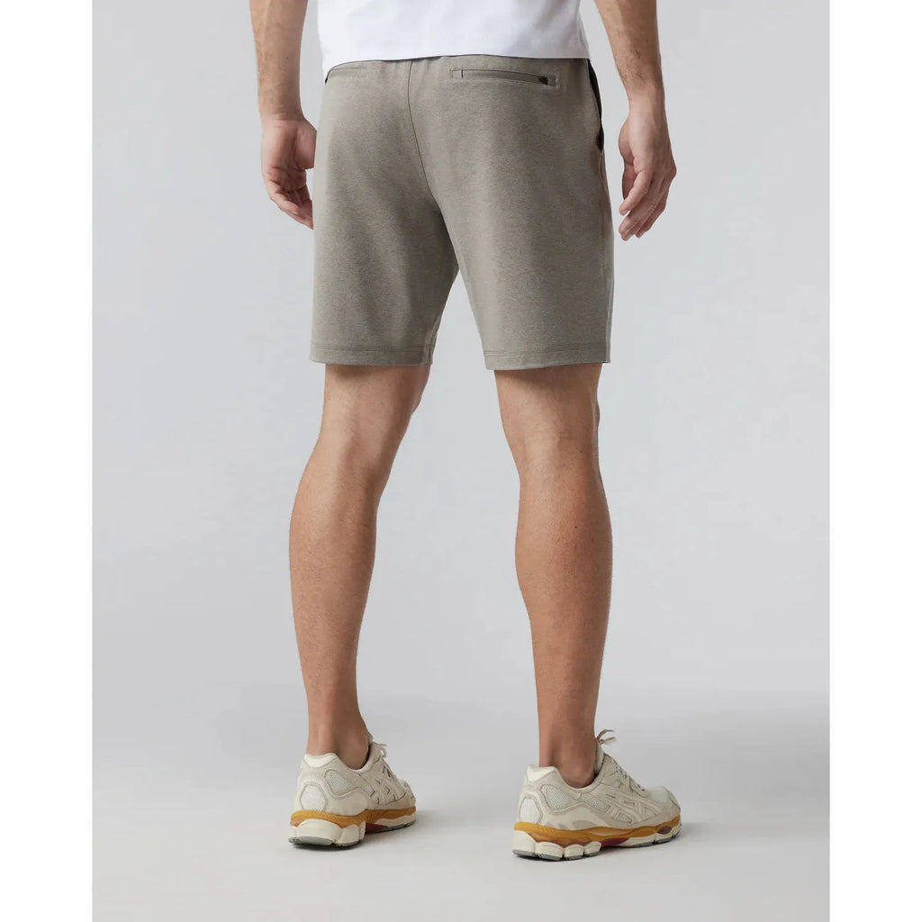 Vuori Men's Sunday Performance Short 8"